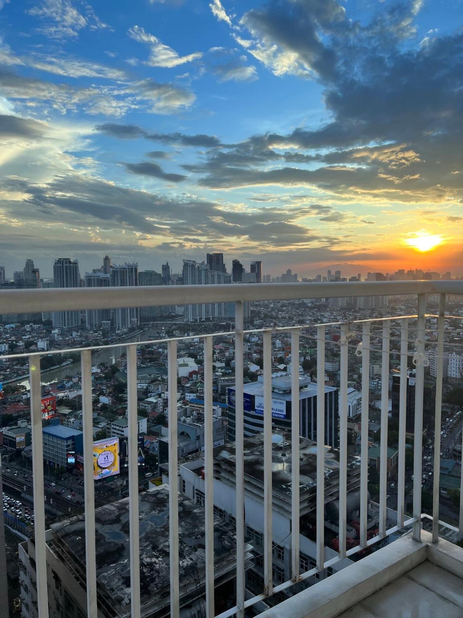 Studio Units At Sm Light Residences Condo Beside Boni Mrt Station Manille Extérieur photo